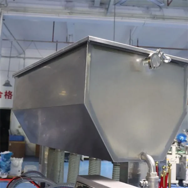 Product discharge chute