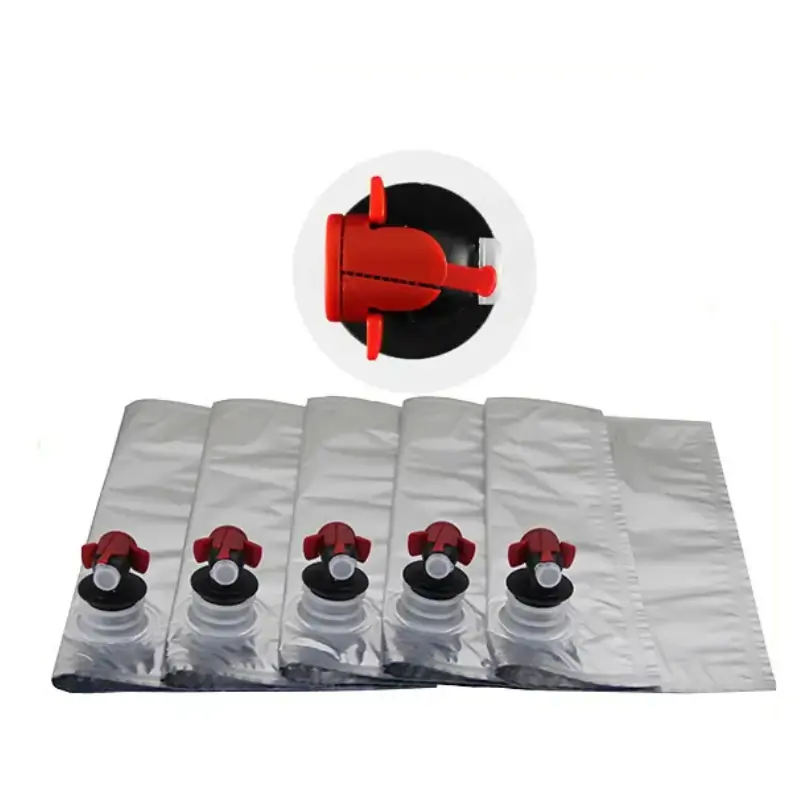 Red wine foil bag filling